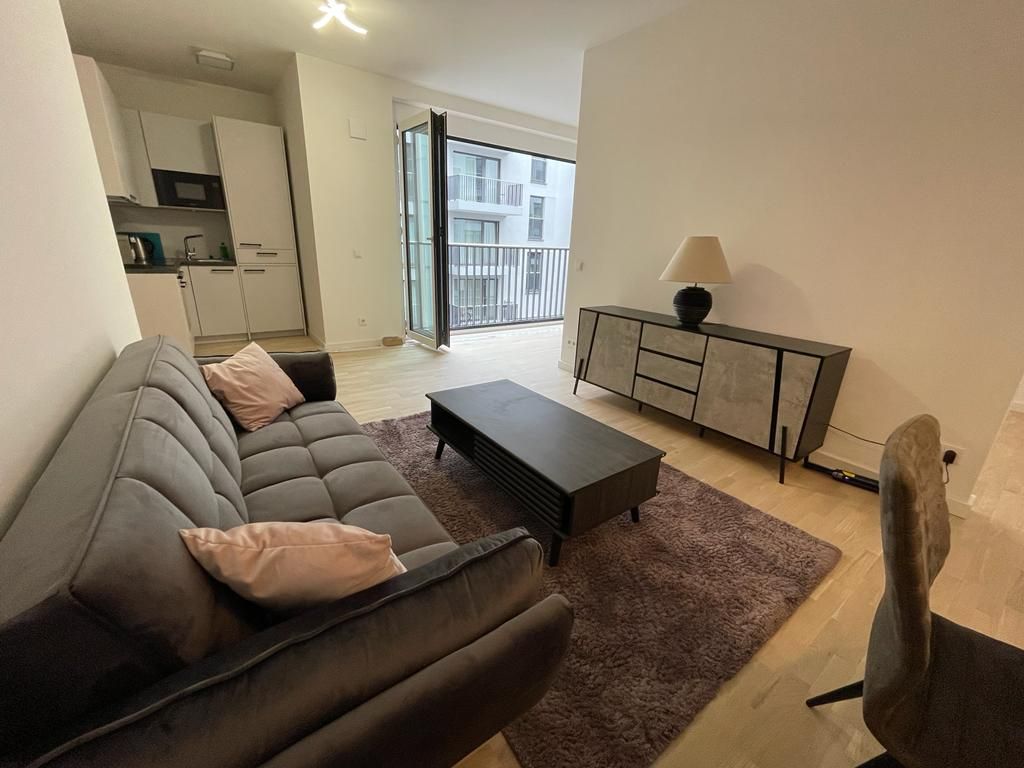 High-quality furnished 2-room luxury apartment (studio) in the "3 Höfe" residence