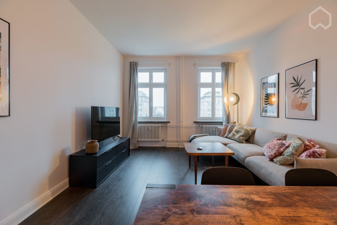 Fully furnished fantastic apartment near Boxhagener Platz in Friedrichshain