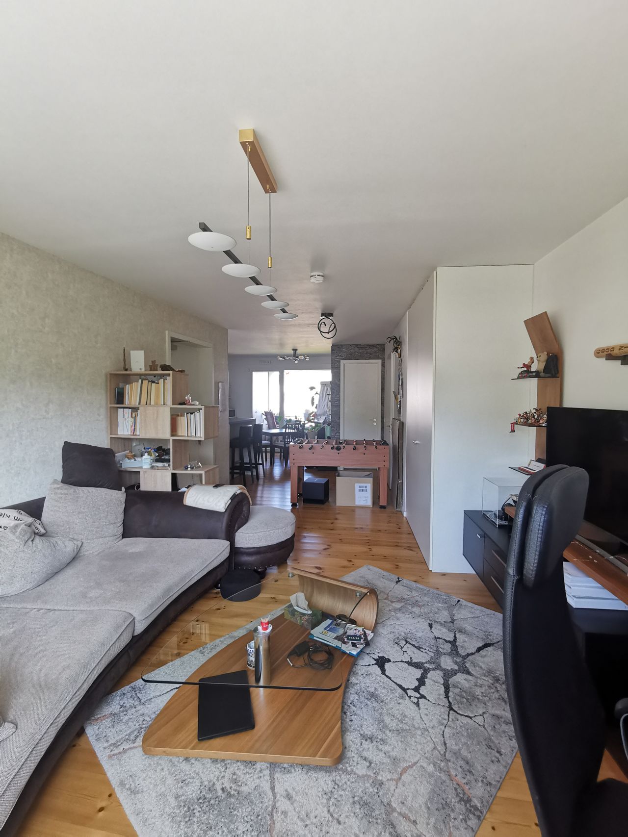 4,5 months sublet of a bright, modern, furnished 2-room-apartment with fitted kitchen & balcony in Berlin-Wedding