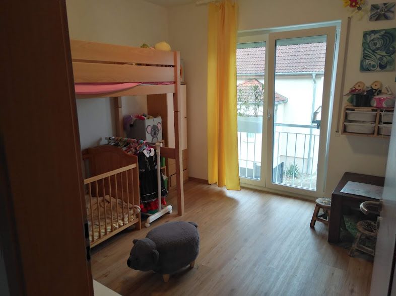 Family House in Biesdorf: 5 minute walk to the train station!