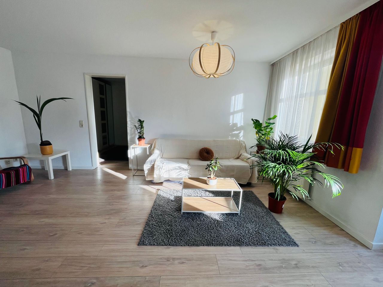 Geräumige 2-Zimmer-Wohnung mit Vollmöblierung in der Nähe des Weissensees