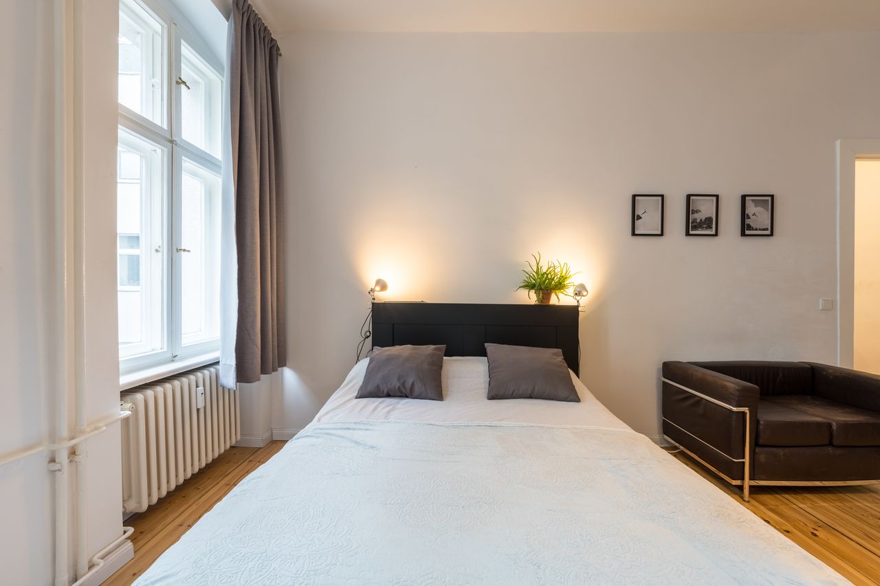 Nice, perfect home in Mitte/Wedding with high speed Internet (with Anmeldung)