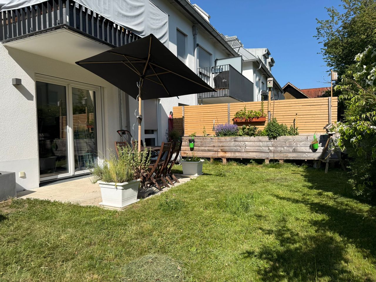 Bright & Furnished 2 Rooms Apartment with Private Garden – Near U-Bahn