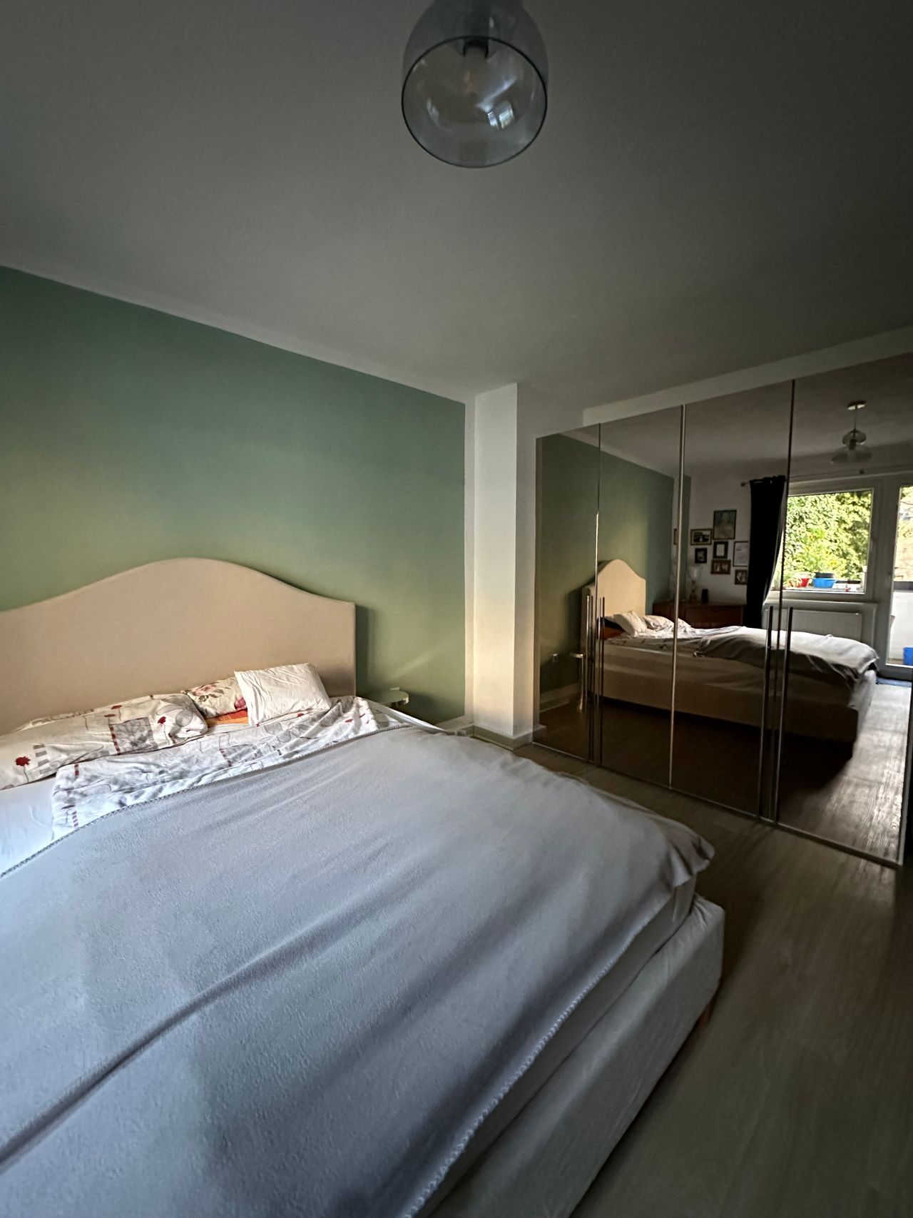 Zentrale Stadtwohnung mit Balkon – Juli bis Ende August zur Zwischenmiete