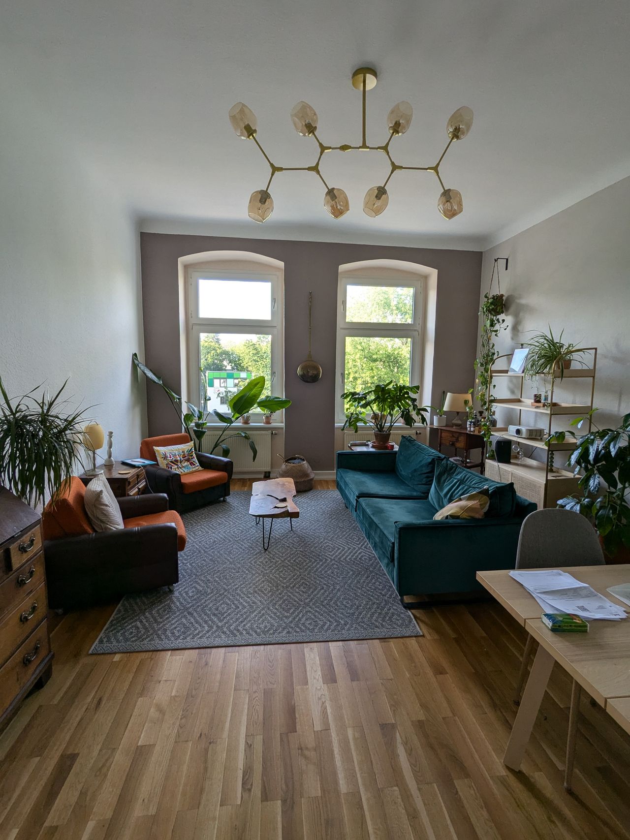 Charming 3-Room Apartment in Tiergarten