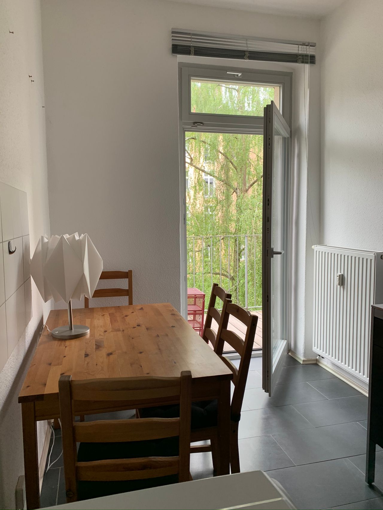Sunny flat with balcony in central Berlin