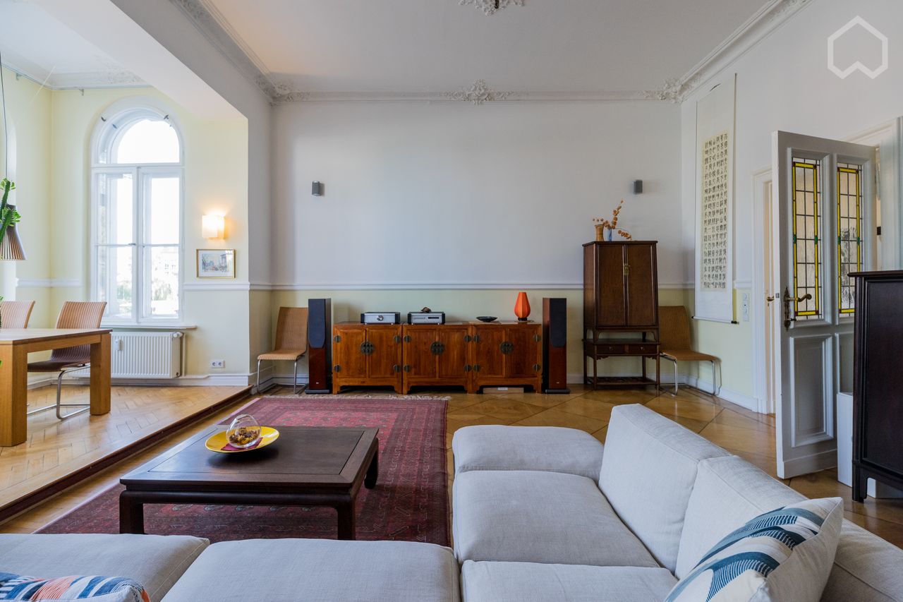Grand Spree river view apartment in historical building in Mitte