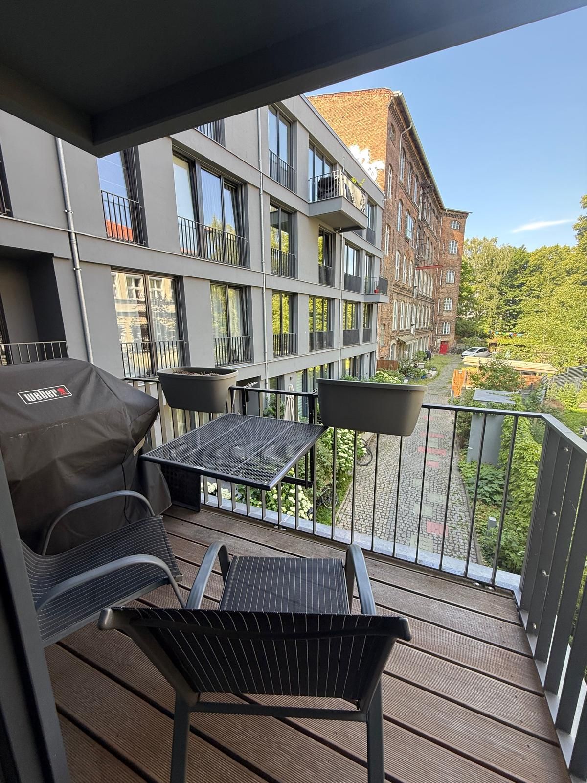 Großzügige 150 m² Wohnung mit Spa-Bad, Balkon & Tiefgarage – mitten in Prenzlauer Berg