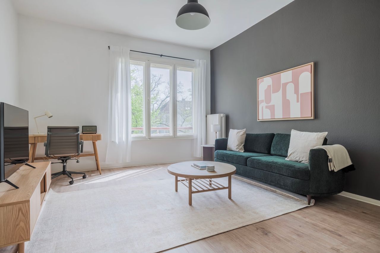 Hip Charlottenburg 1BR, Move-In-Ready w/ Furniture