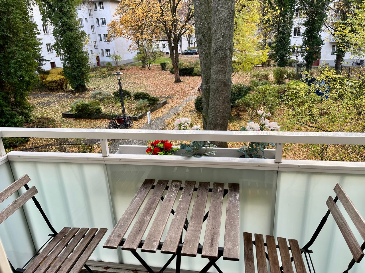 Beautiful, quiet, balcony, home office - 2bdr apt P.berg