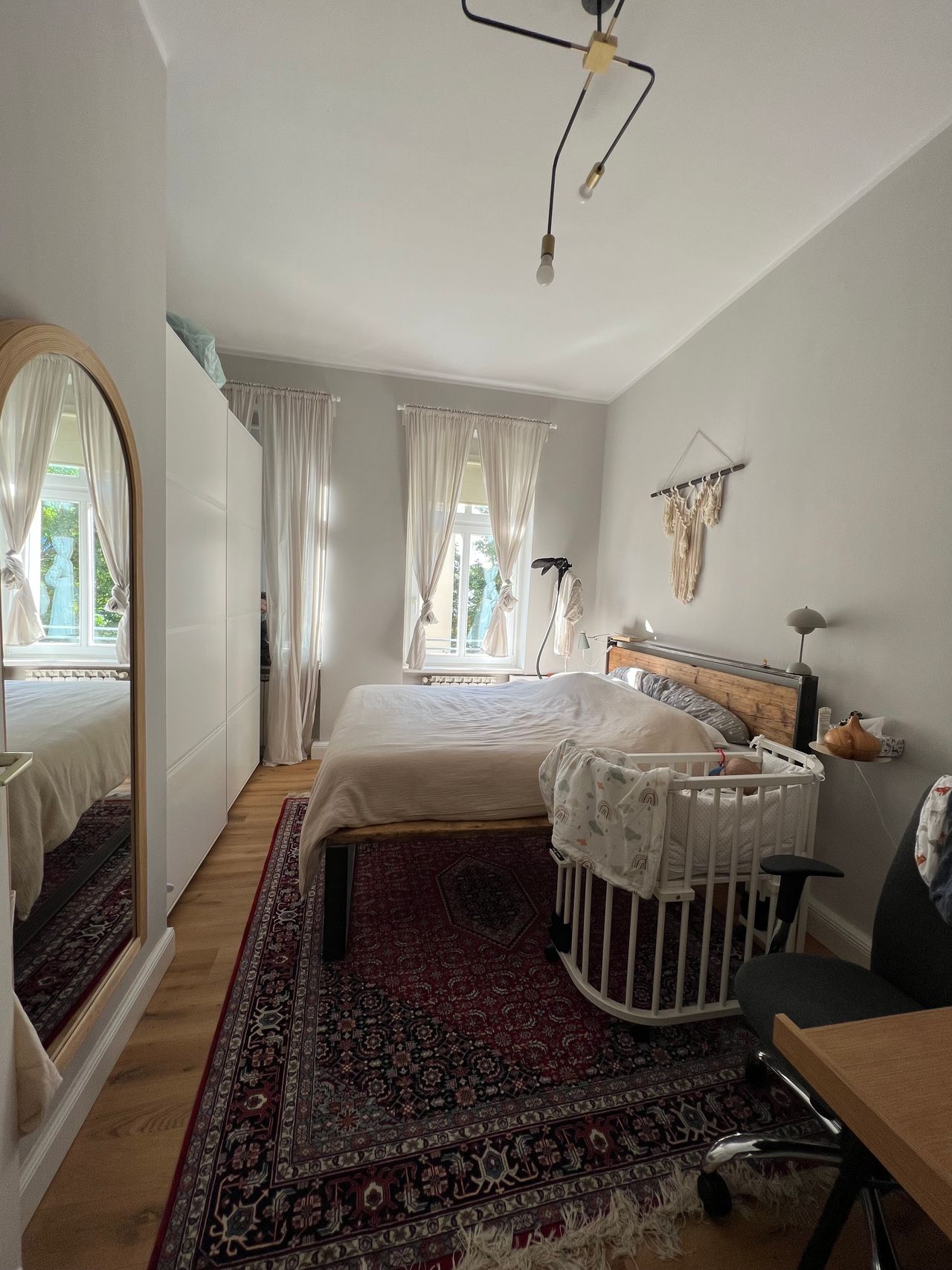 Central and spacious renovated flat in Prenzlauer Berg