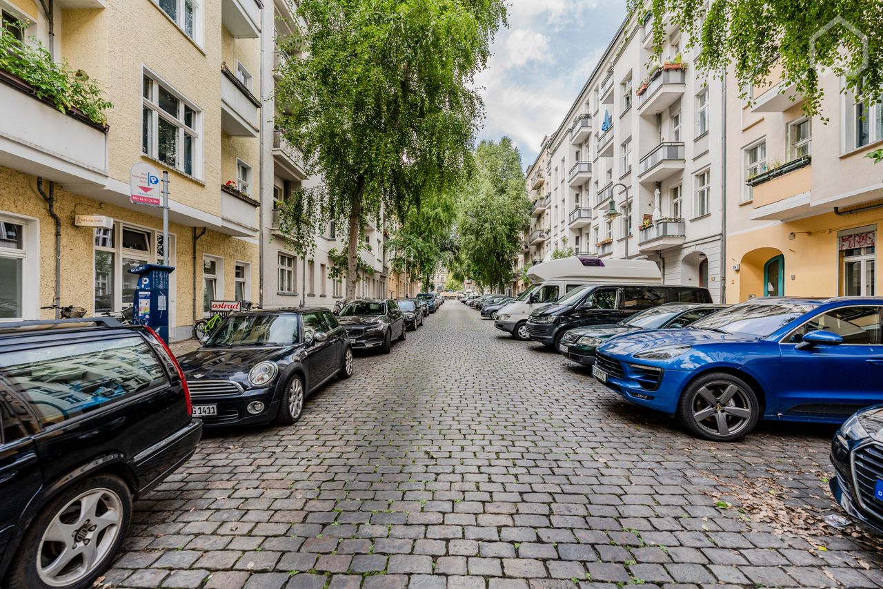 Homey & trendy apartment near Alexanderplatz