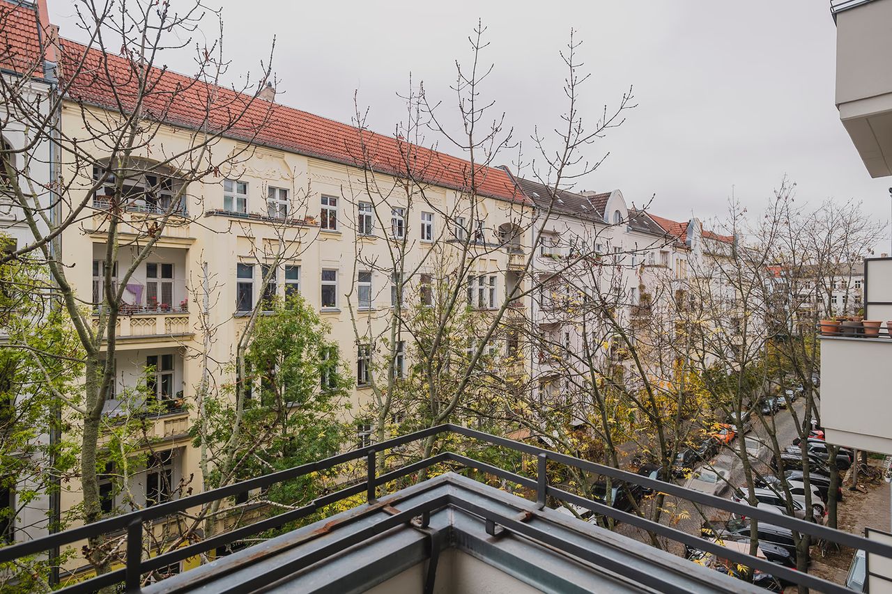 2 BR Prenzlauer Berg, elevator, furnished