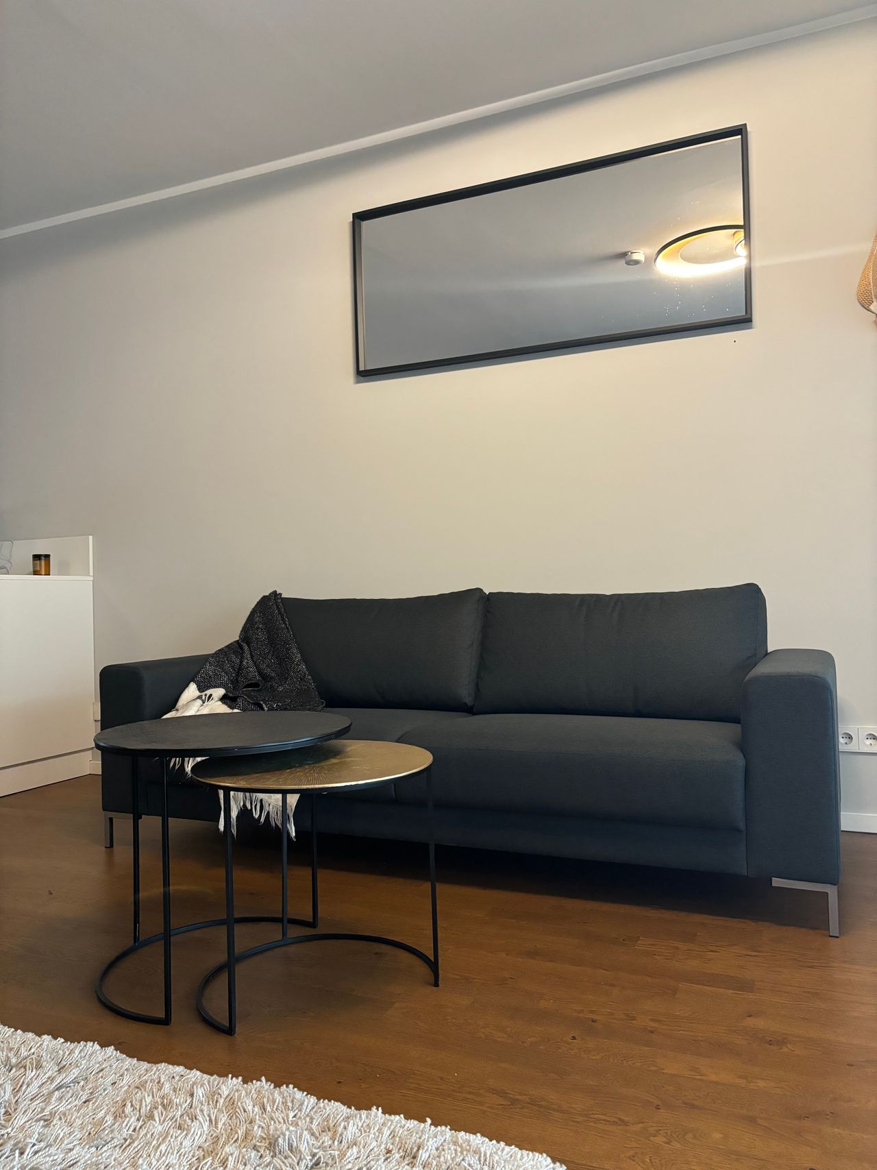 beautiful fully furnished, new 2-room apartment with balcony and high-quality fitted kitchen in Berlin