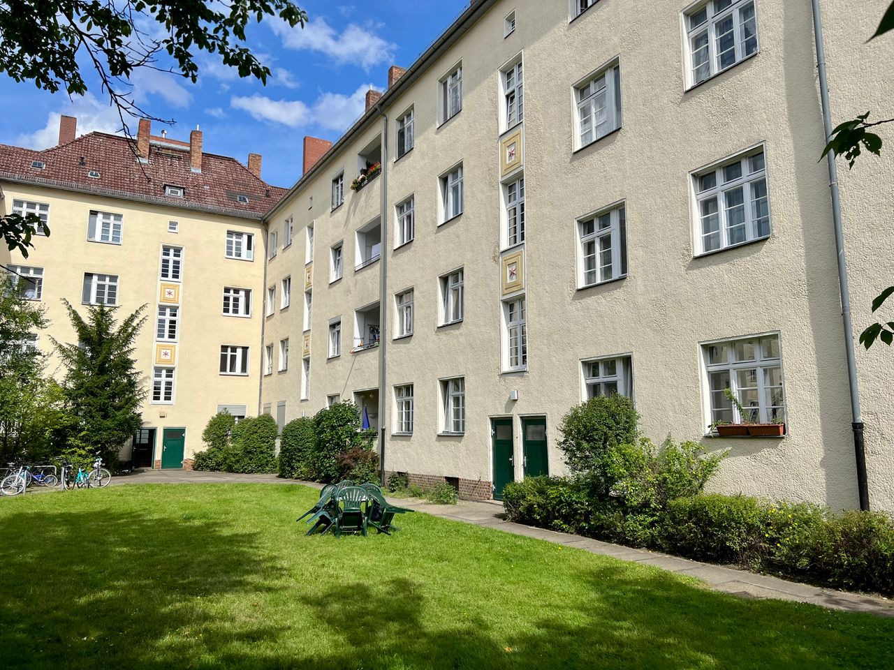 Tranquil Getway Just Steps from Tempelhofer Feld