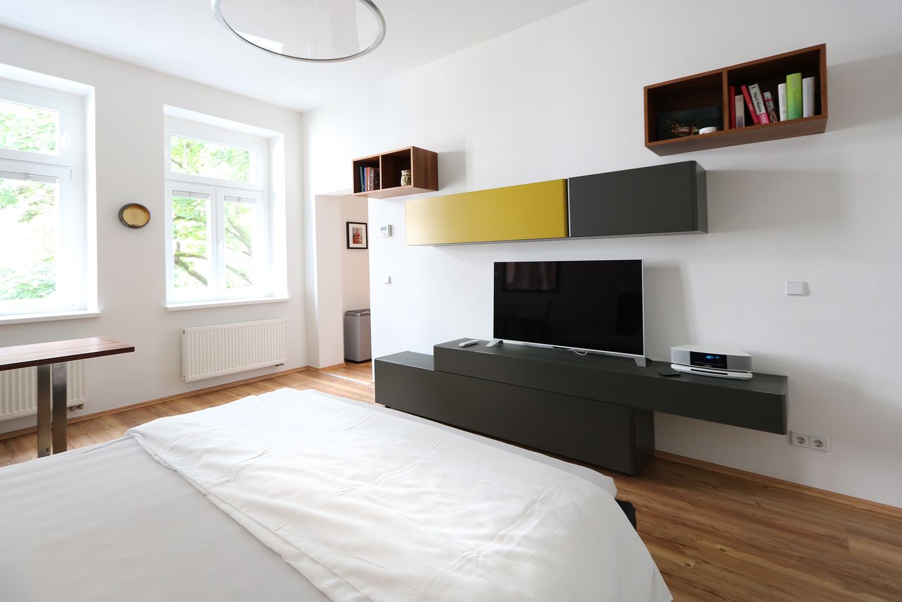 876 | Spacious studio apartment in Charlottenburg