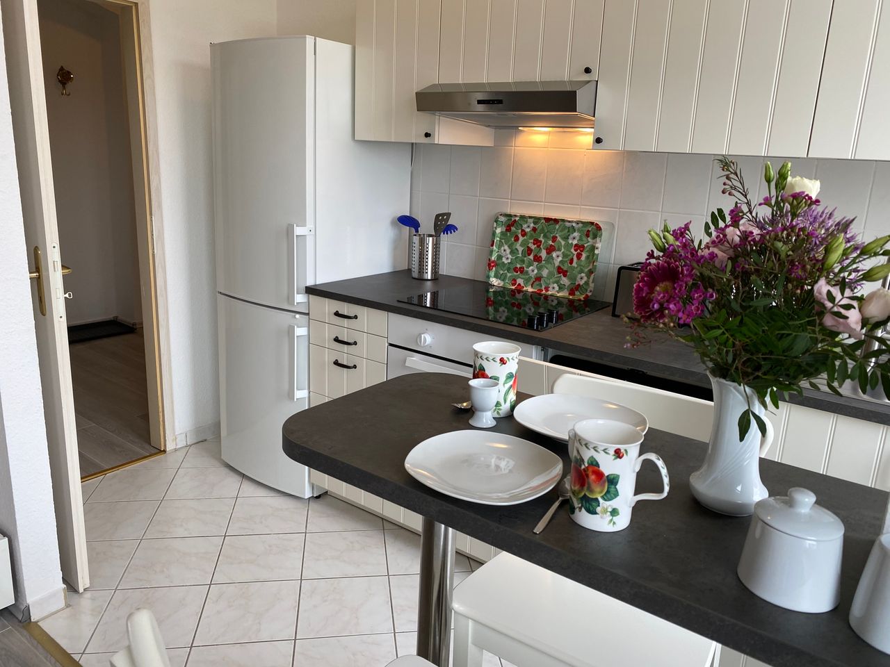 cosy flat, green view - 25 min to Alexanderplatz