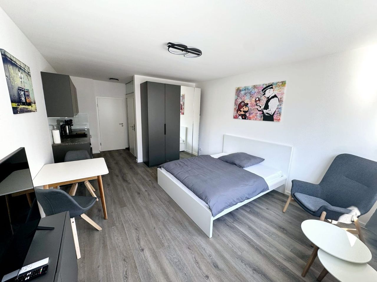 🏡 Exclusive Living at Media Park – Your Perfect City Apartment in Cologne! 🌟