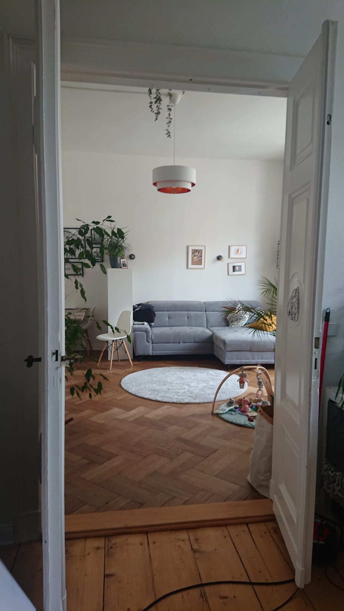 Bright and tasteful 3 bedroom apartment in the heart of Magdeburg