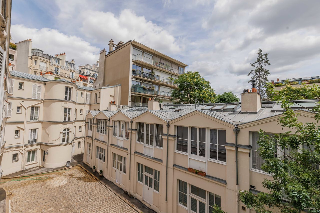 Exceptional flat in Vaugirard in the 6th arrondissement