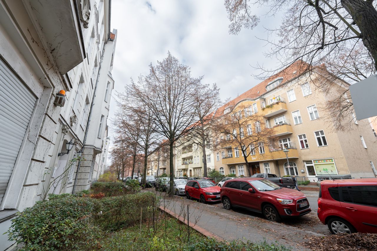 Beautiful 2-Room Apartment in Steglitz, Fully Furnished & Equipped