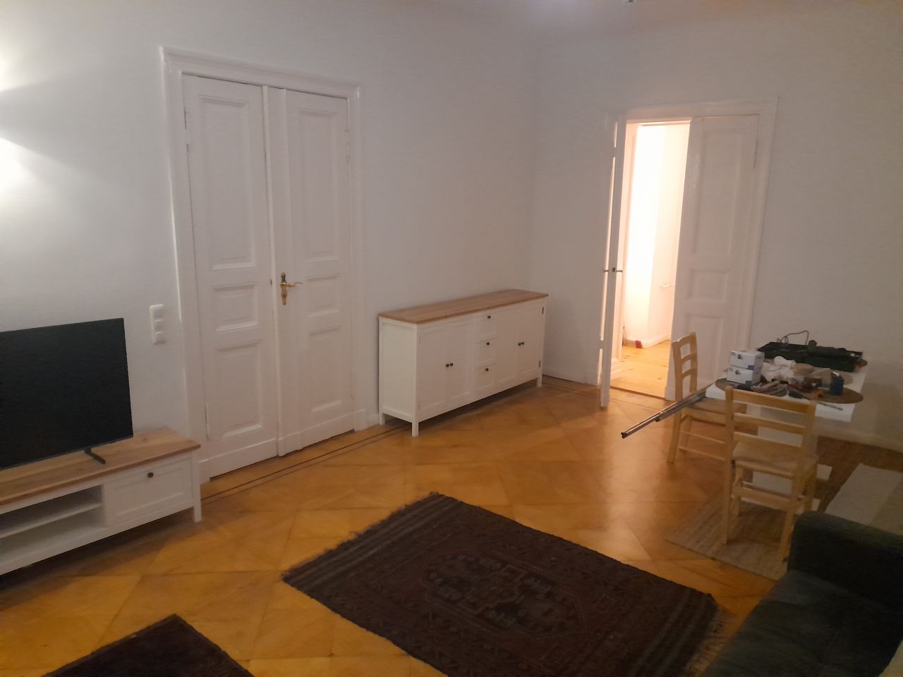 Vollmoeblierte 3-Zimmer Wohnung in Friedrichshain-Kreuzberg