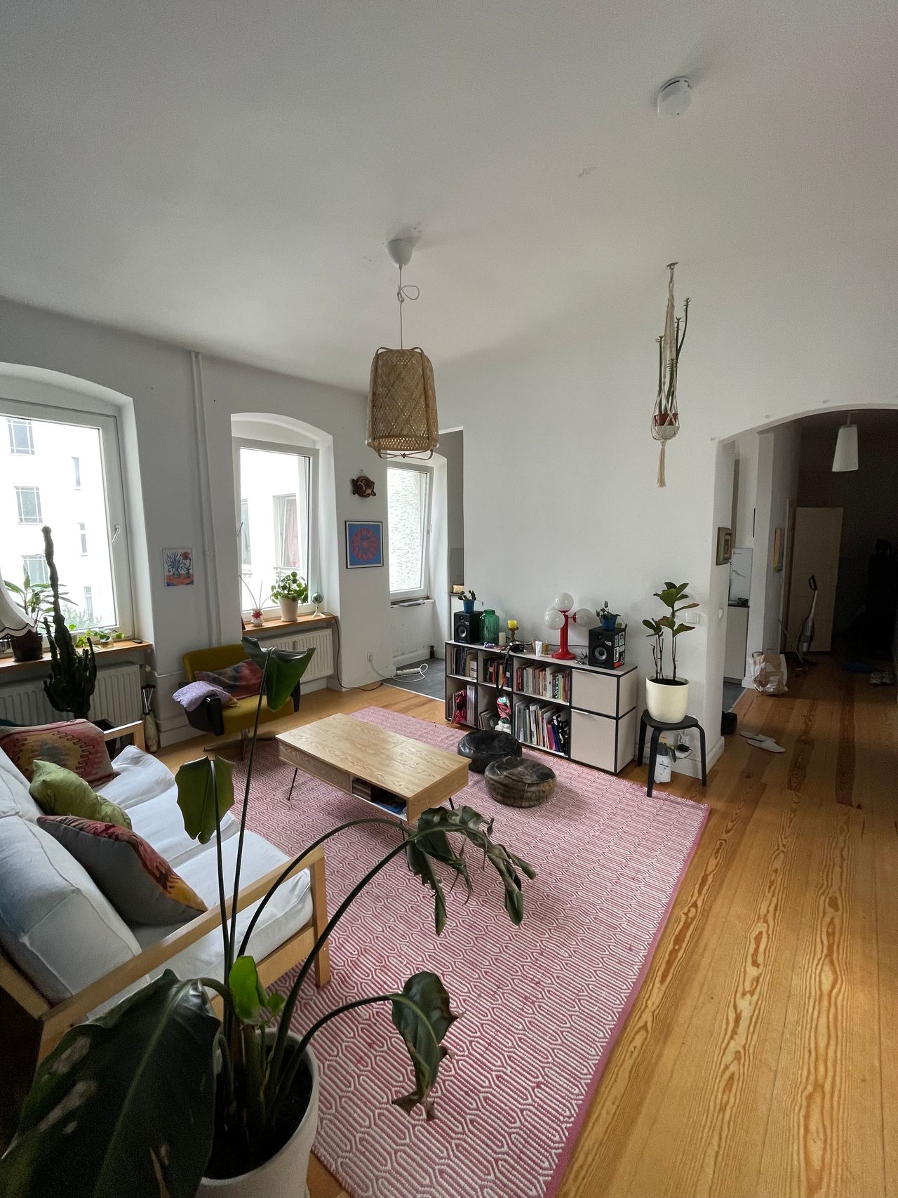 Bright artist apartment in Kreuzberg.  2 bedrooms 1 living room
