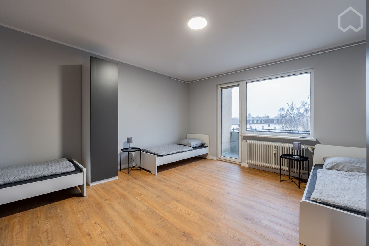 One room apartment in Berlin Charlottenburg - renovated