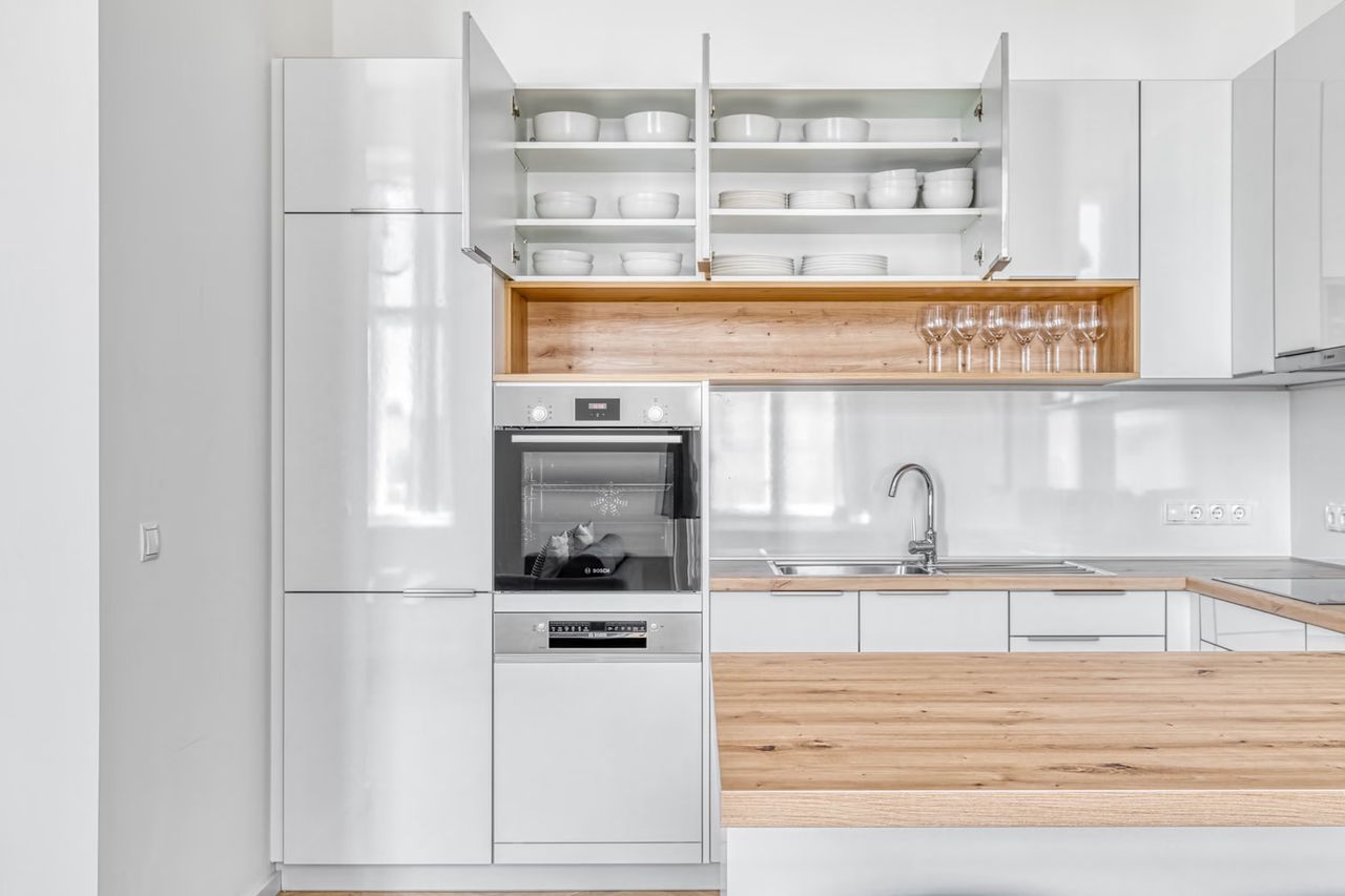 2BR, Innere Stadt, furnished, elevator