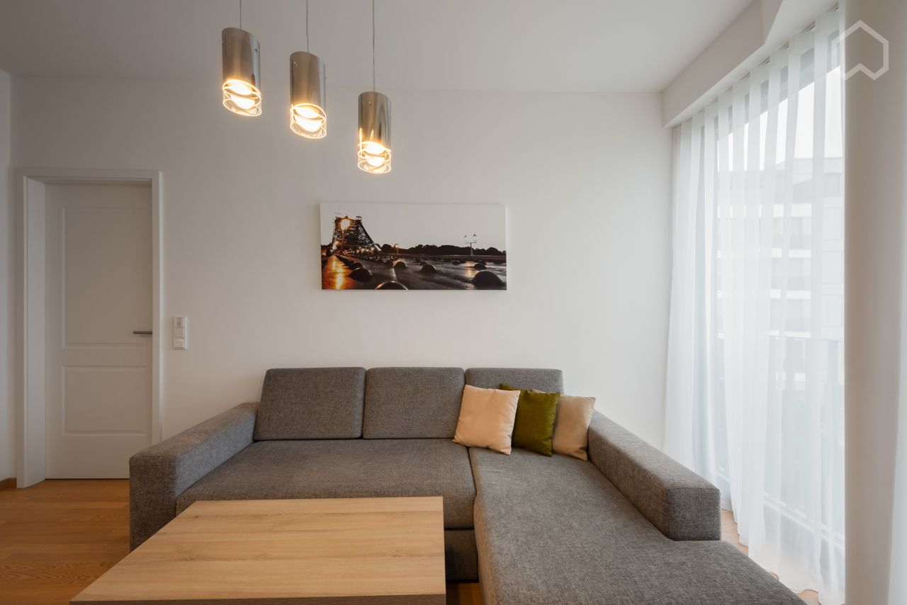 2-room apartment, modern, high quality, in the centre of Dresden, 15 minutes walking distance to main station