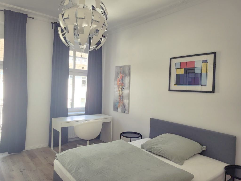 Spacious 3 bedroom apartment in Berlin Kreuzberg