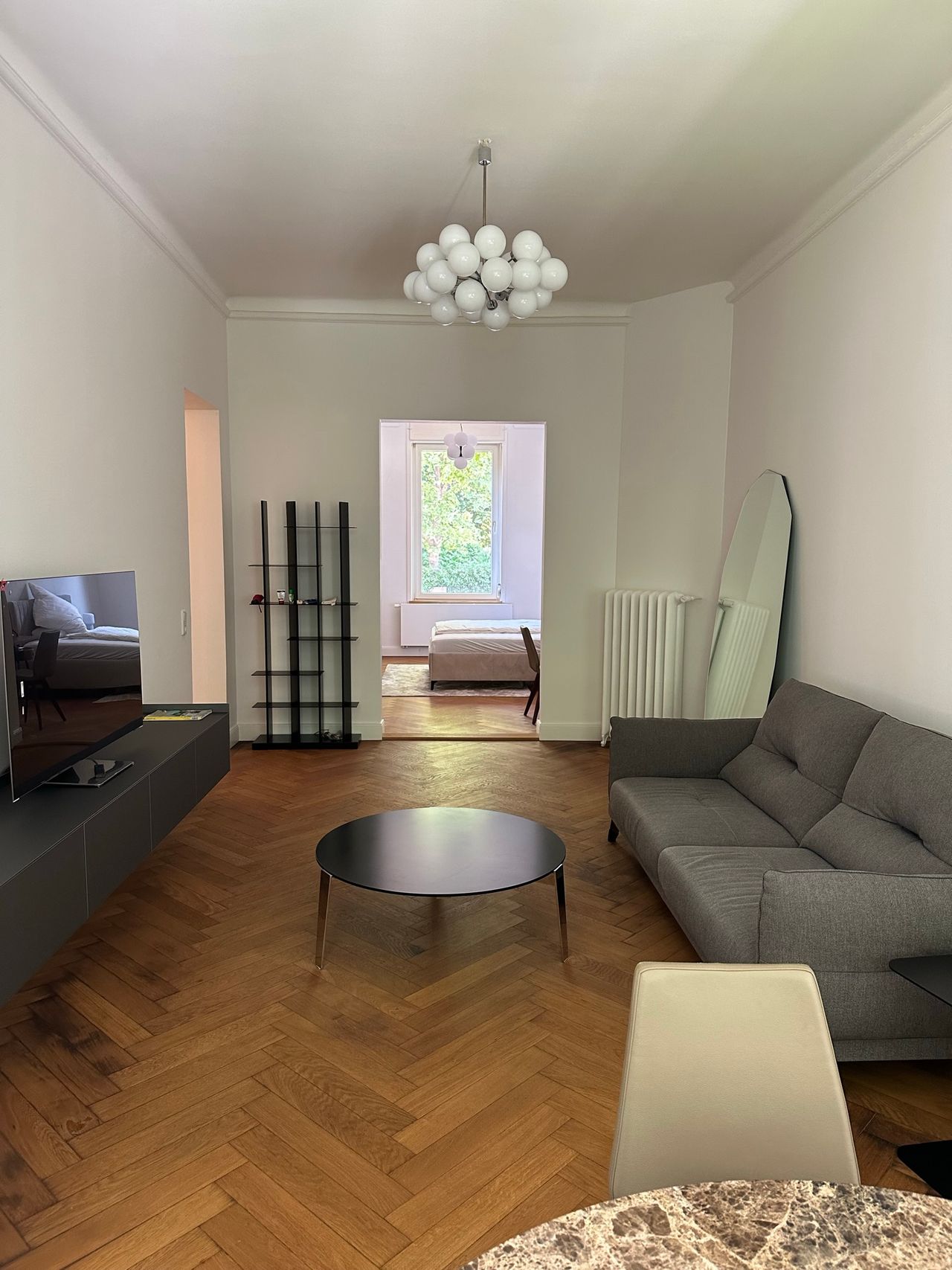 Beautiful, fully furnished 2-room apartment in the heart of Frankfurt Nordend, Holzhausenviertel
