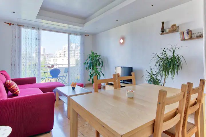 3-bedroom flat with balcony in a secure residence