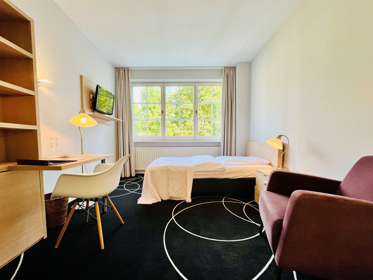 Single studio in Westend Frankfurt - near old opera
