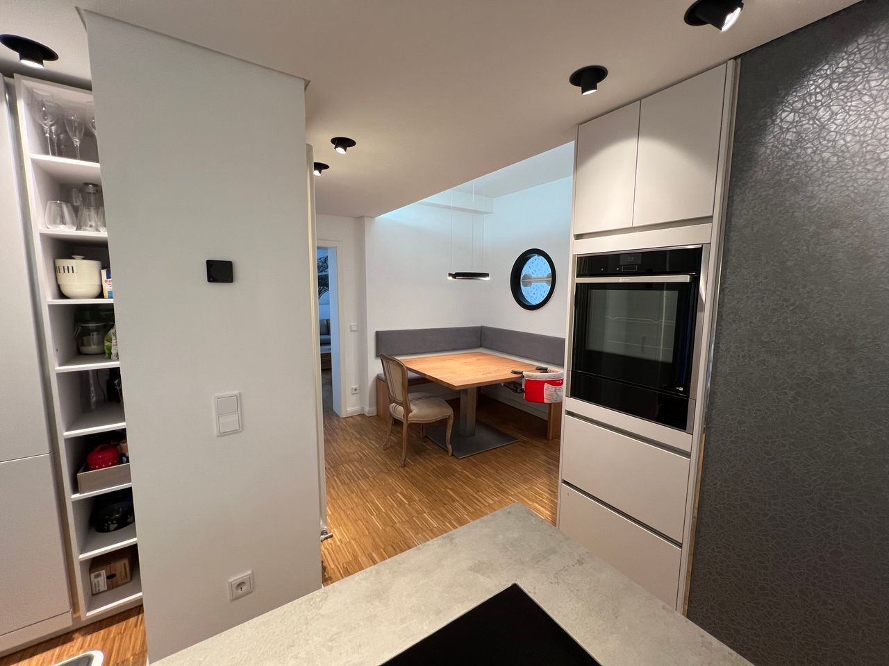 Spacious Apartment in a Prime City Location in Cologne