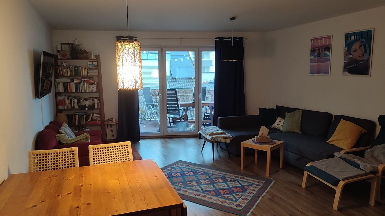 Bright flat in popular area