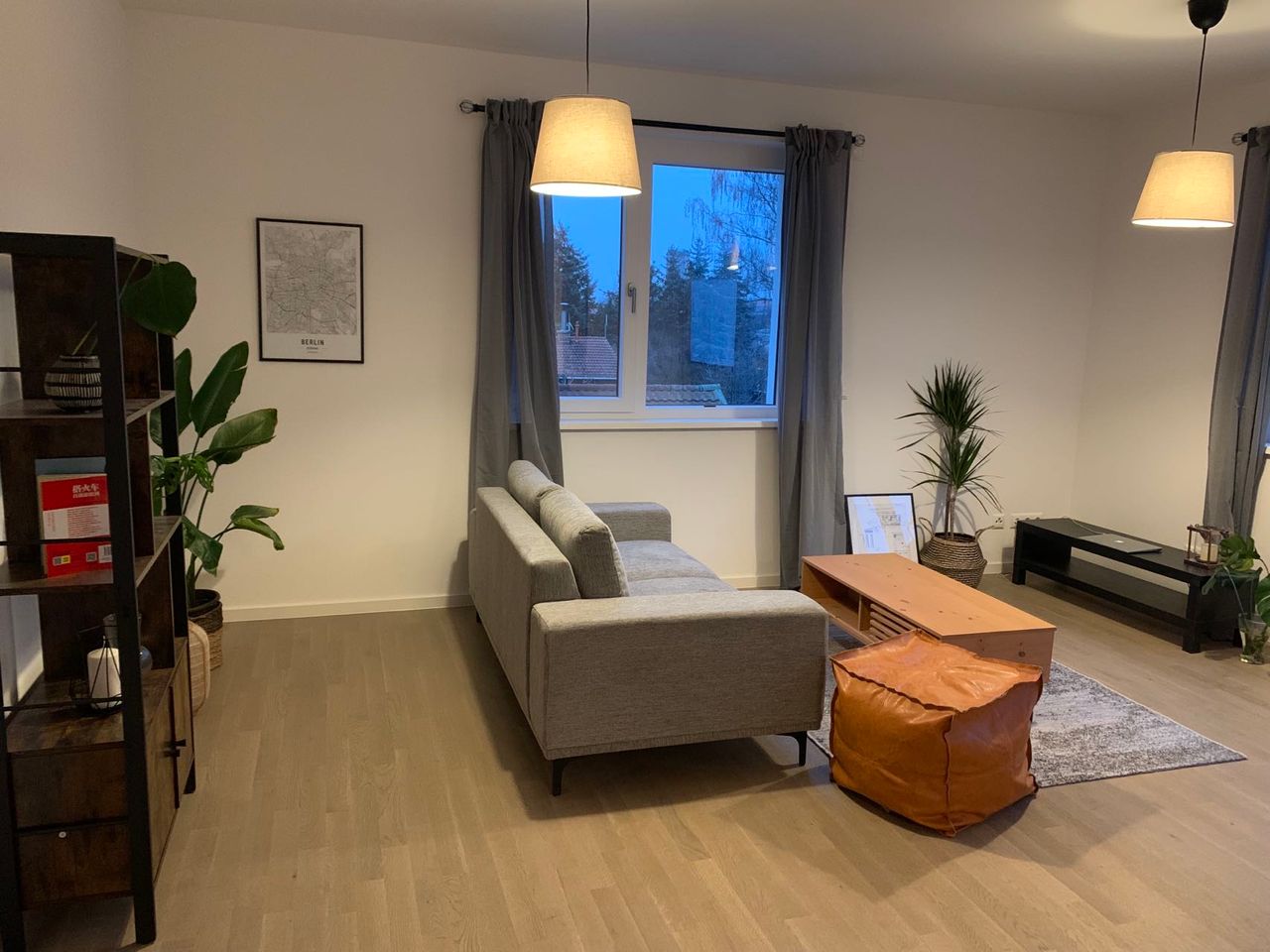 Brand new apartment, coner bright suite (Heinersdorf)