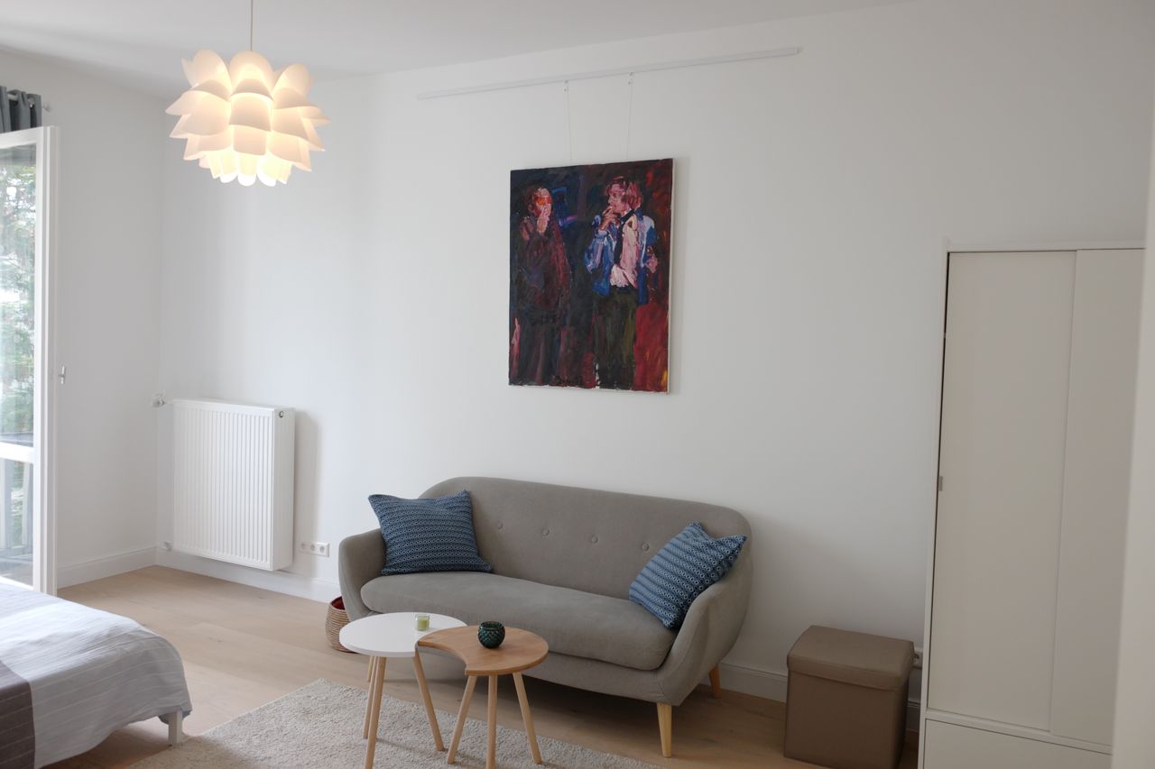 Charming, newly renovated, quiet 3-room flat in Charlottenburg/Westend