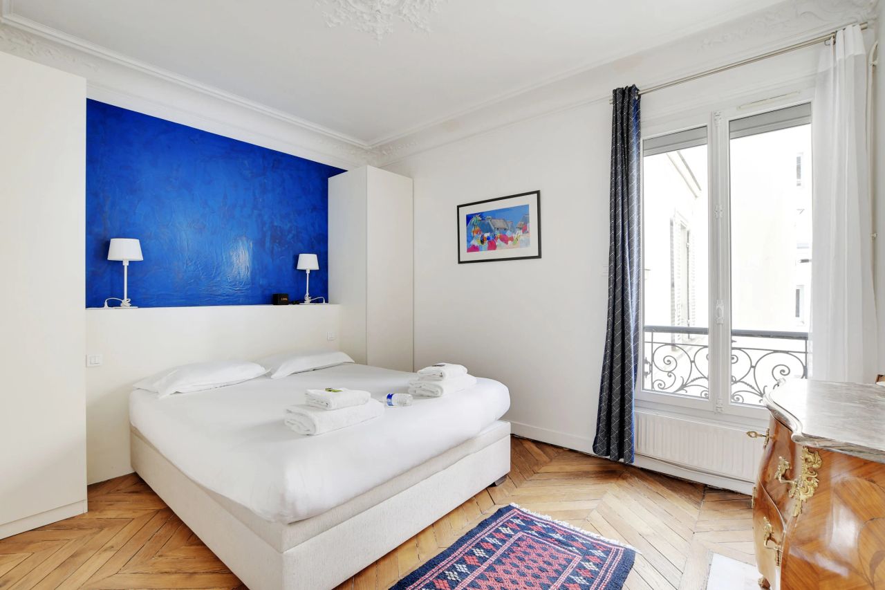 Cosy and warm flat in the heart of Paris in the 10th arrondissement.
