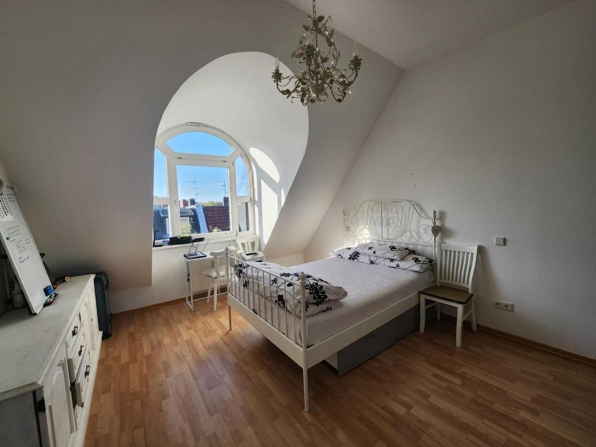 Sublet: 2-Room Apartment with Big Balcony in Tegel, Berlin