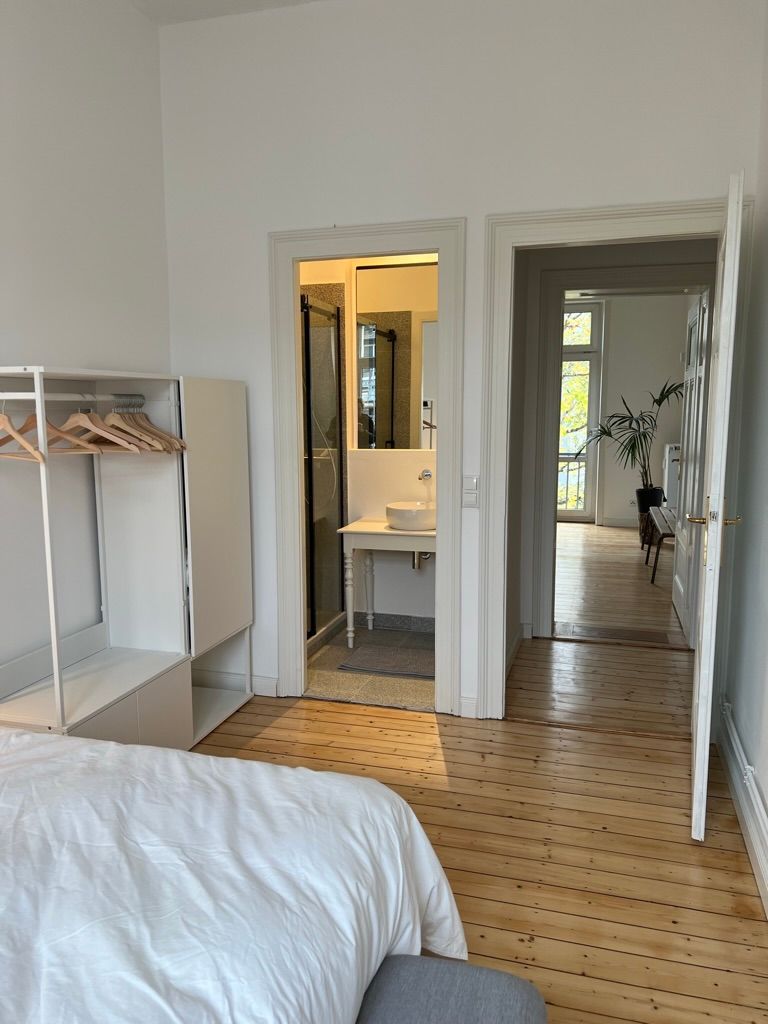 Nice, sunny and modern flat in Wiesbaden, fully equipped.
