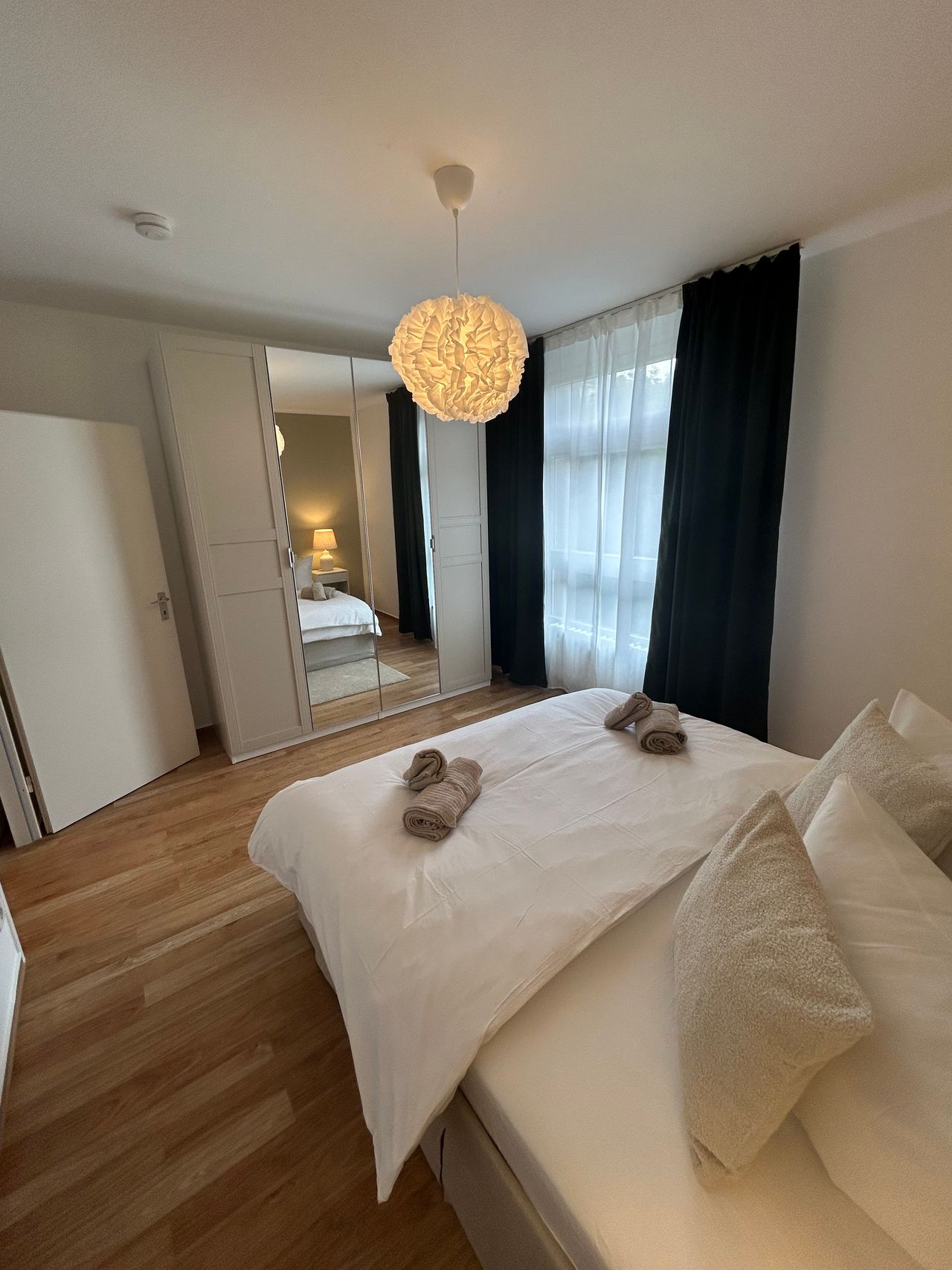 Stylish 3-Room Apartment with Charm in the Heart of Steglitz