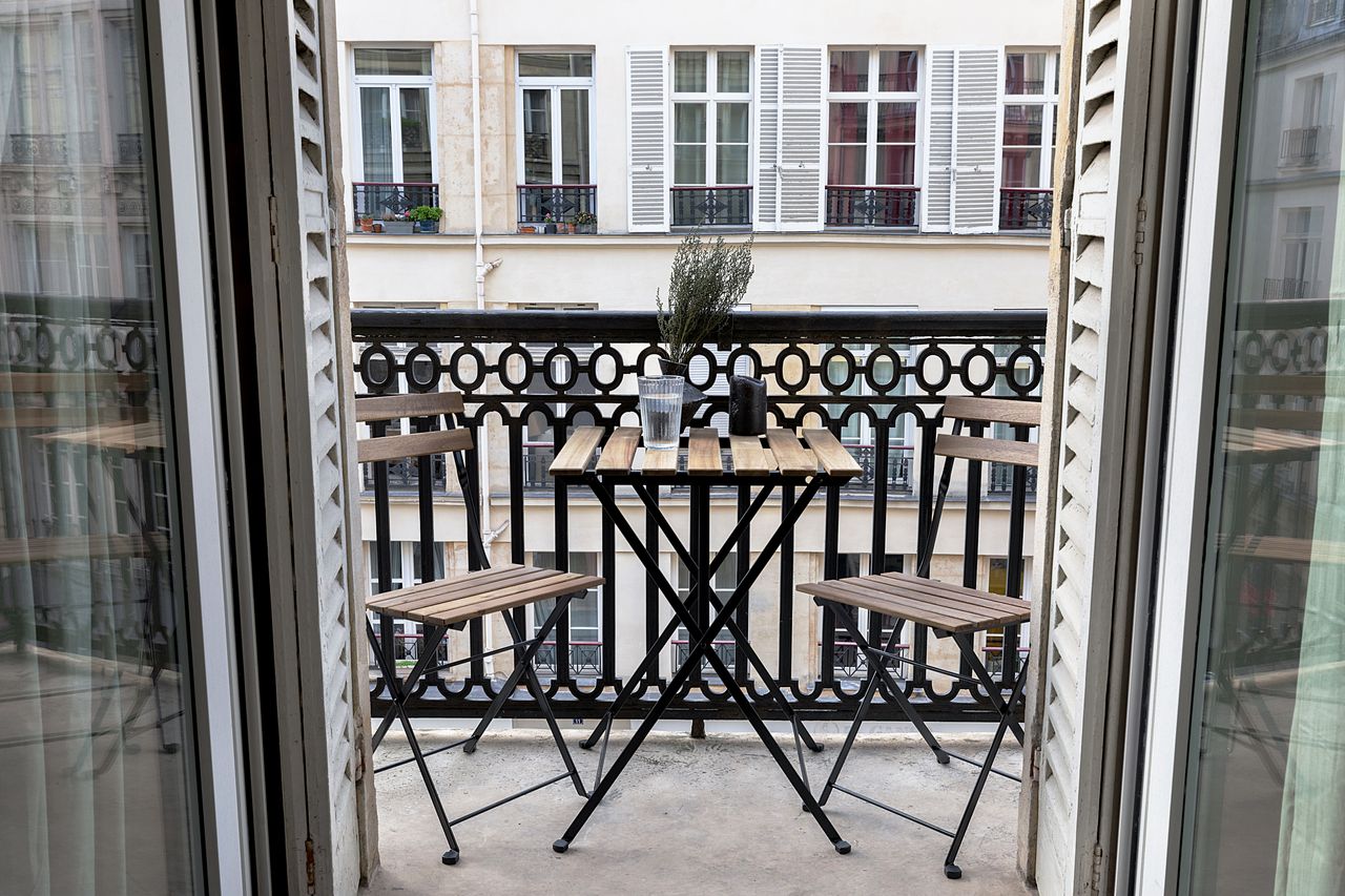 1 bedroom and balcony in Les Halles