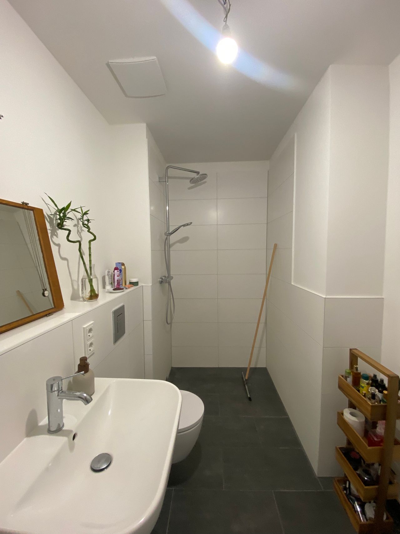 Untermieter für zwei Zimmer - Wohnung in Wedding Berlin  vom  1.07.25 - 30.06.26