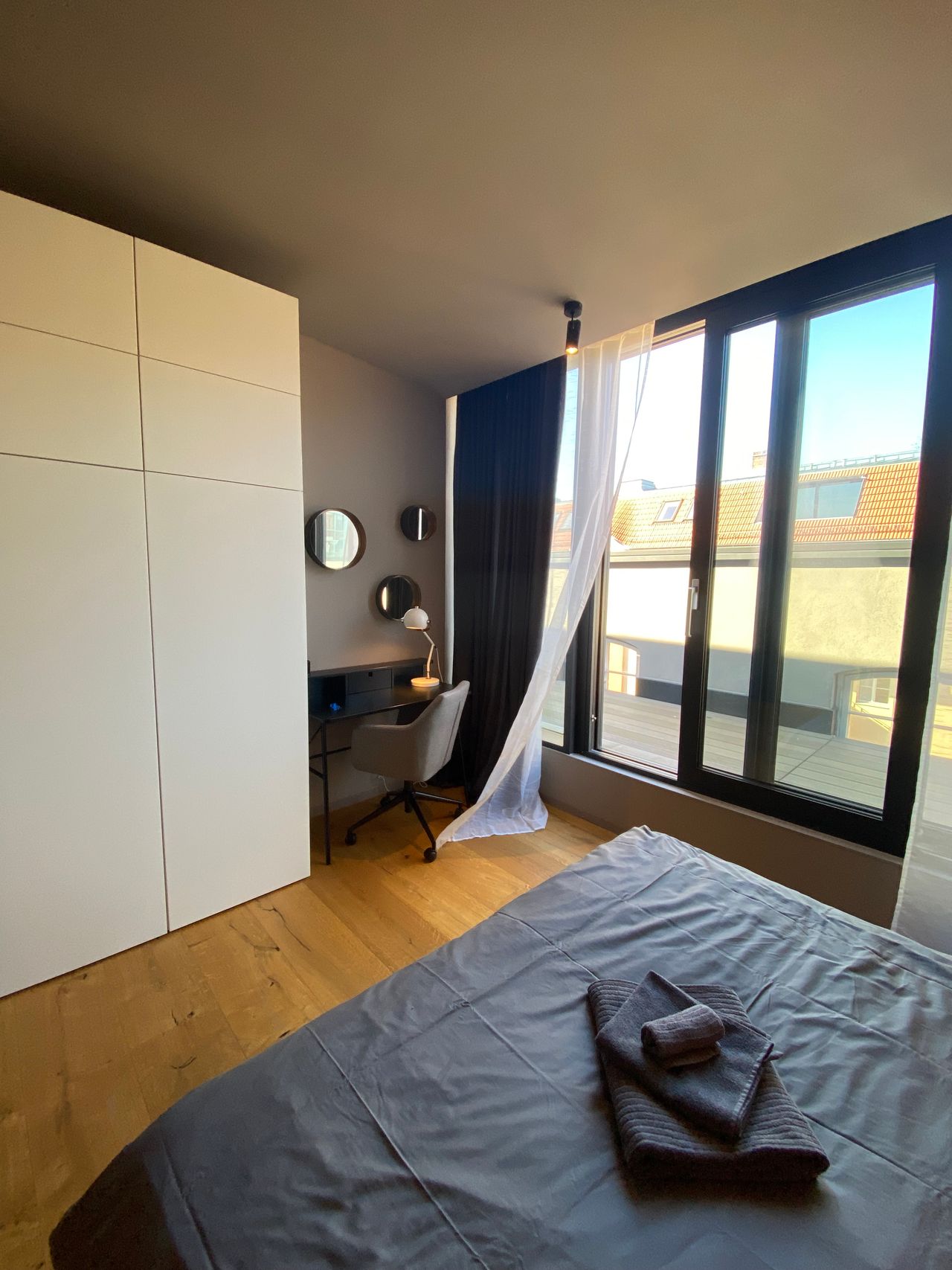 SHARED APARTMENT - Exclusive Modern Penthouse Suite in Berlin Mitte