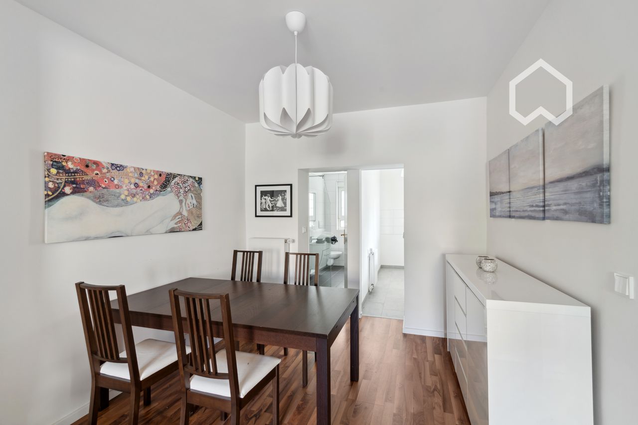 Close to the city, ECB & forest: Freshly renovated 3-room apartment (ground floor) in Frankfurt/Main-Oberrad