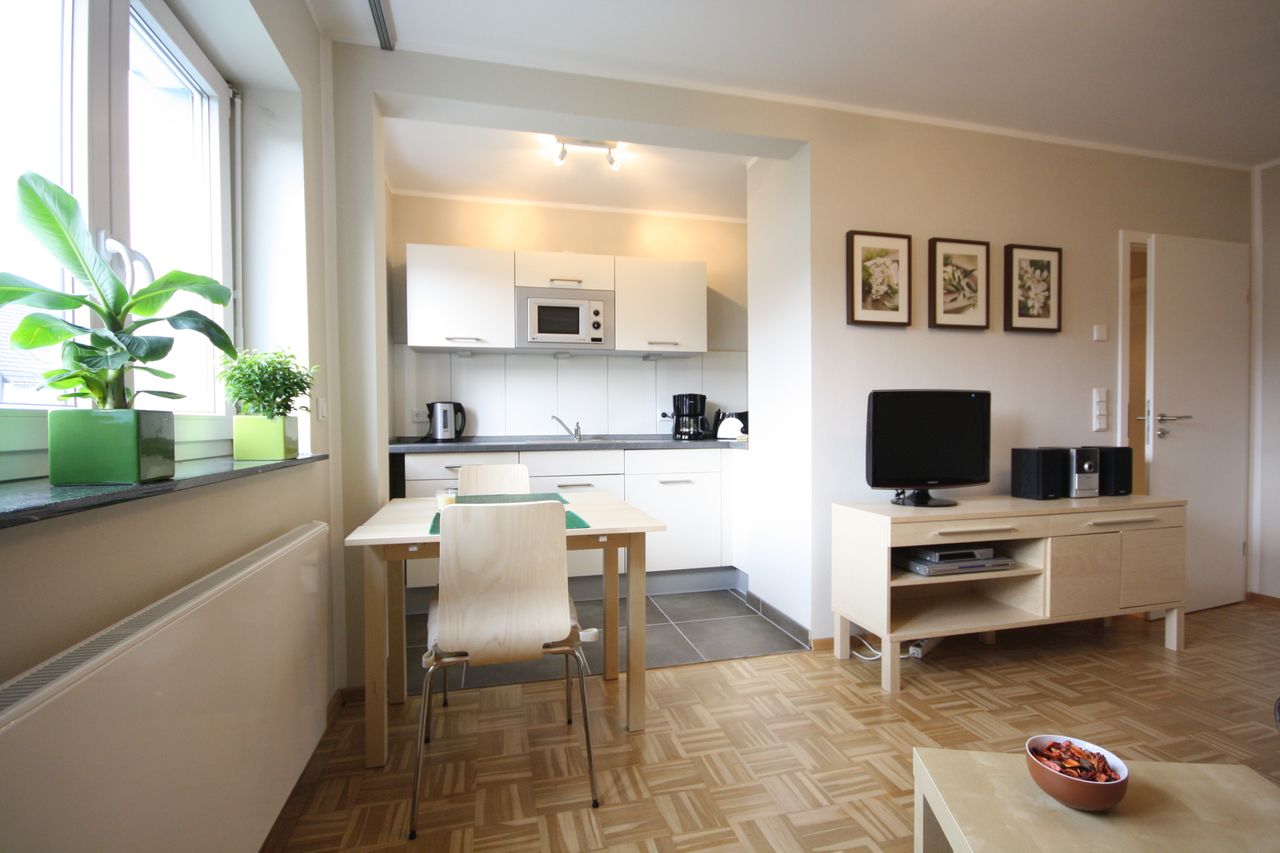 Quiet, comfortable apartment, within walking distance of Messe Essen and Büropark Bredeney