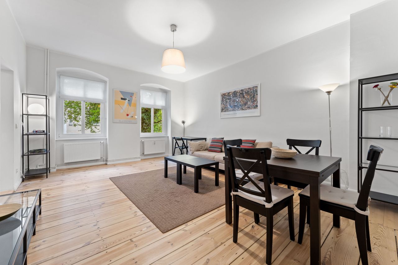 Large Renovated One Bedroom Apartment near Kulturbrauerei
