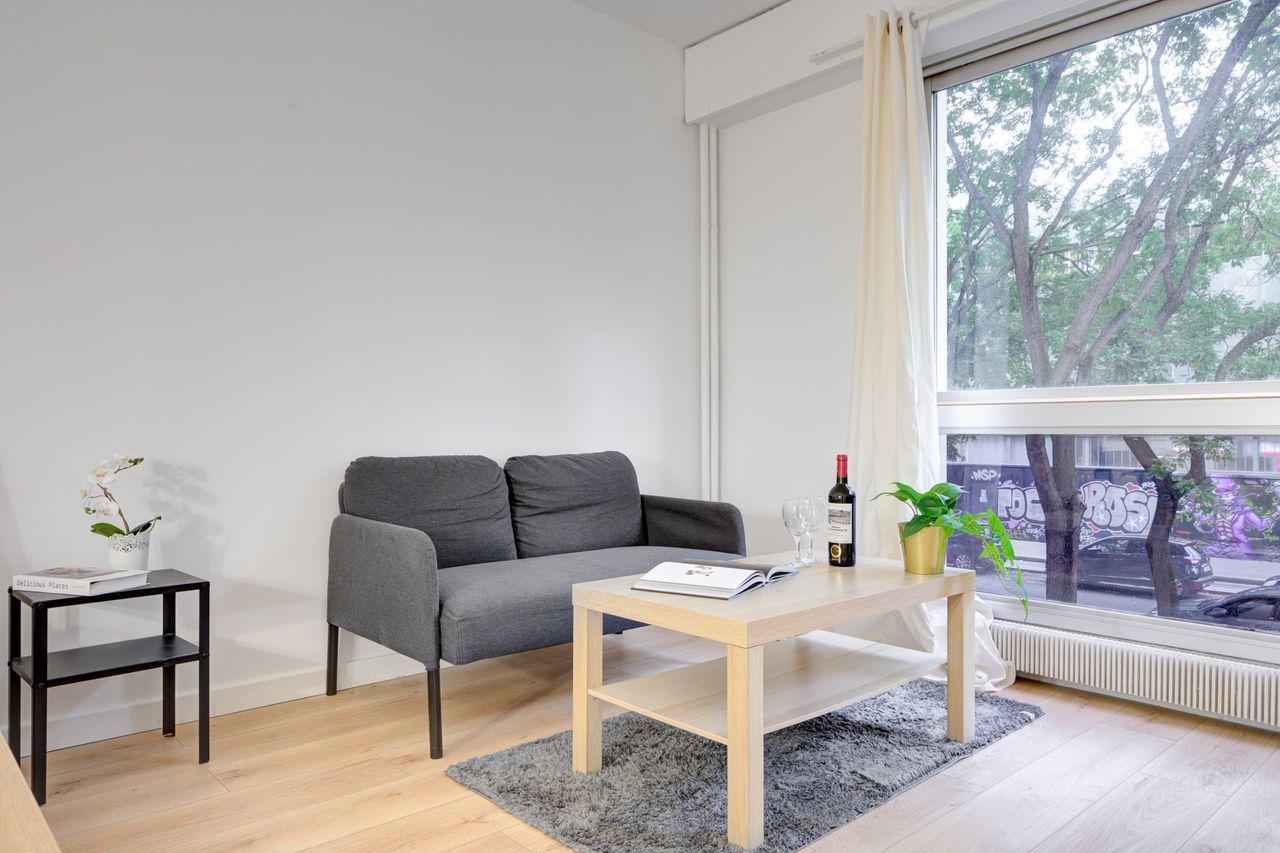 Suite: Luxurious Studio in the Heart of Paris