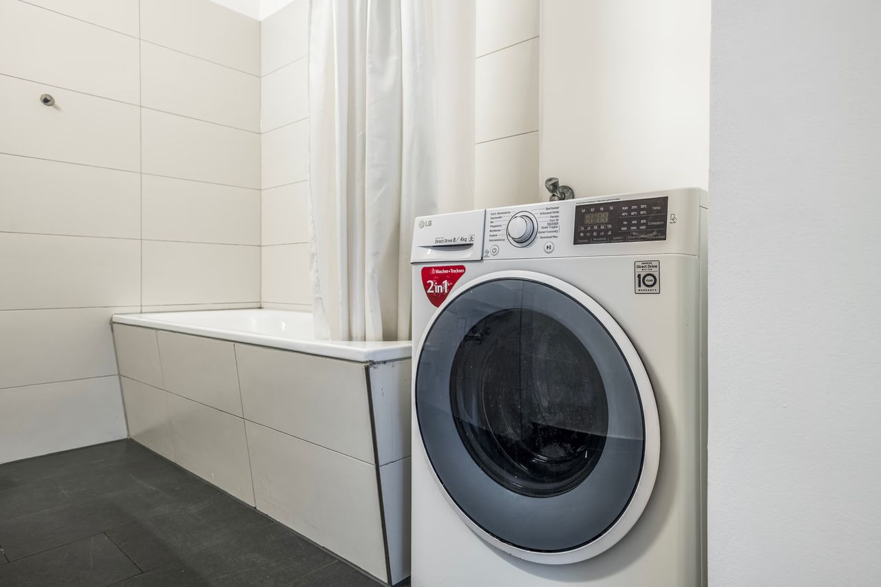 Studio | Moabit, balcony & w/d, nr Tiergarten